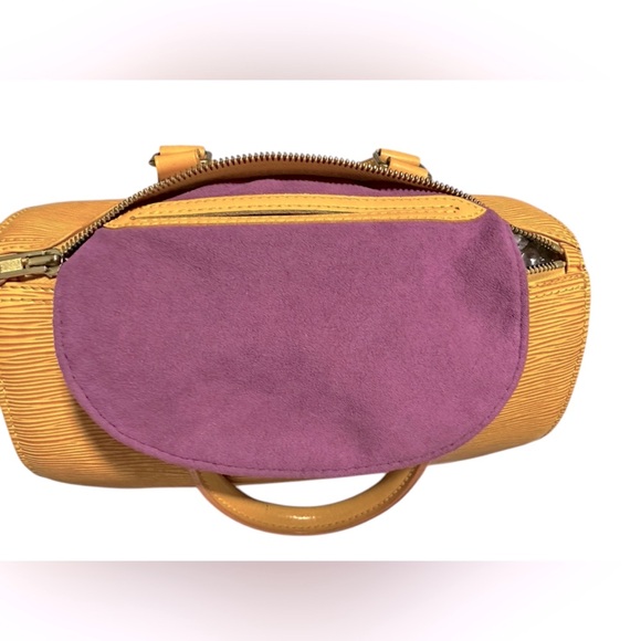 Louis Vuitton Yellow Epi Leather Speedy 25 - Picture 14 of 16